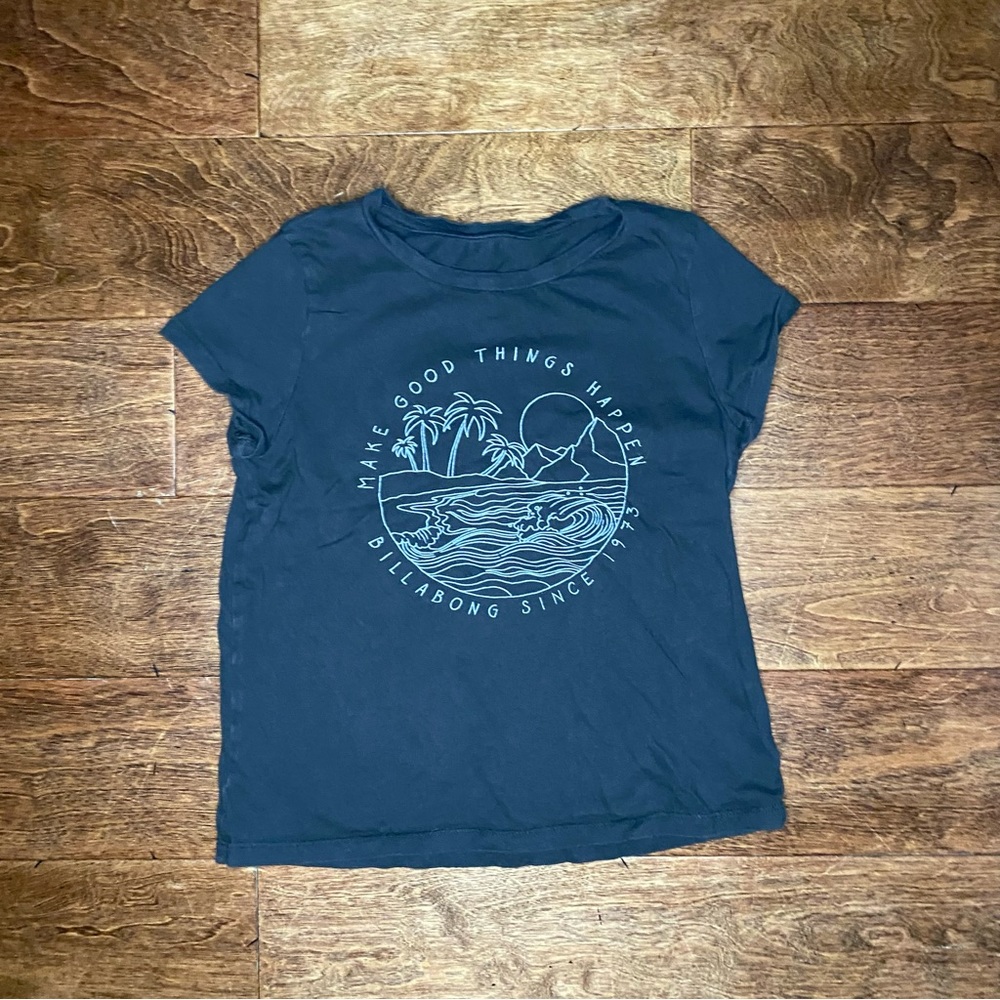 Girl’s Billabong t-shirt
